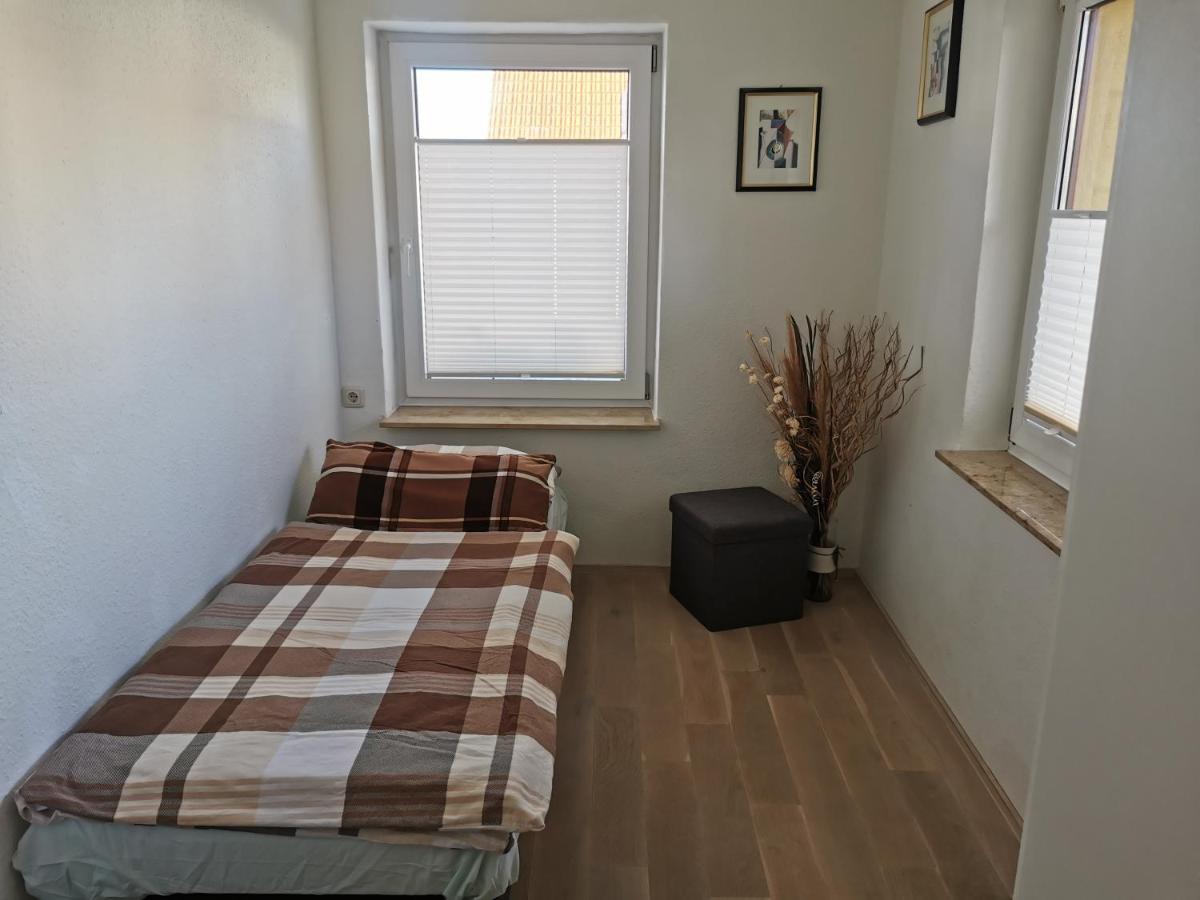 Ferienwohnung Und Pension Guertler Werdau Buitenkant foto