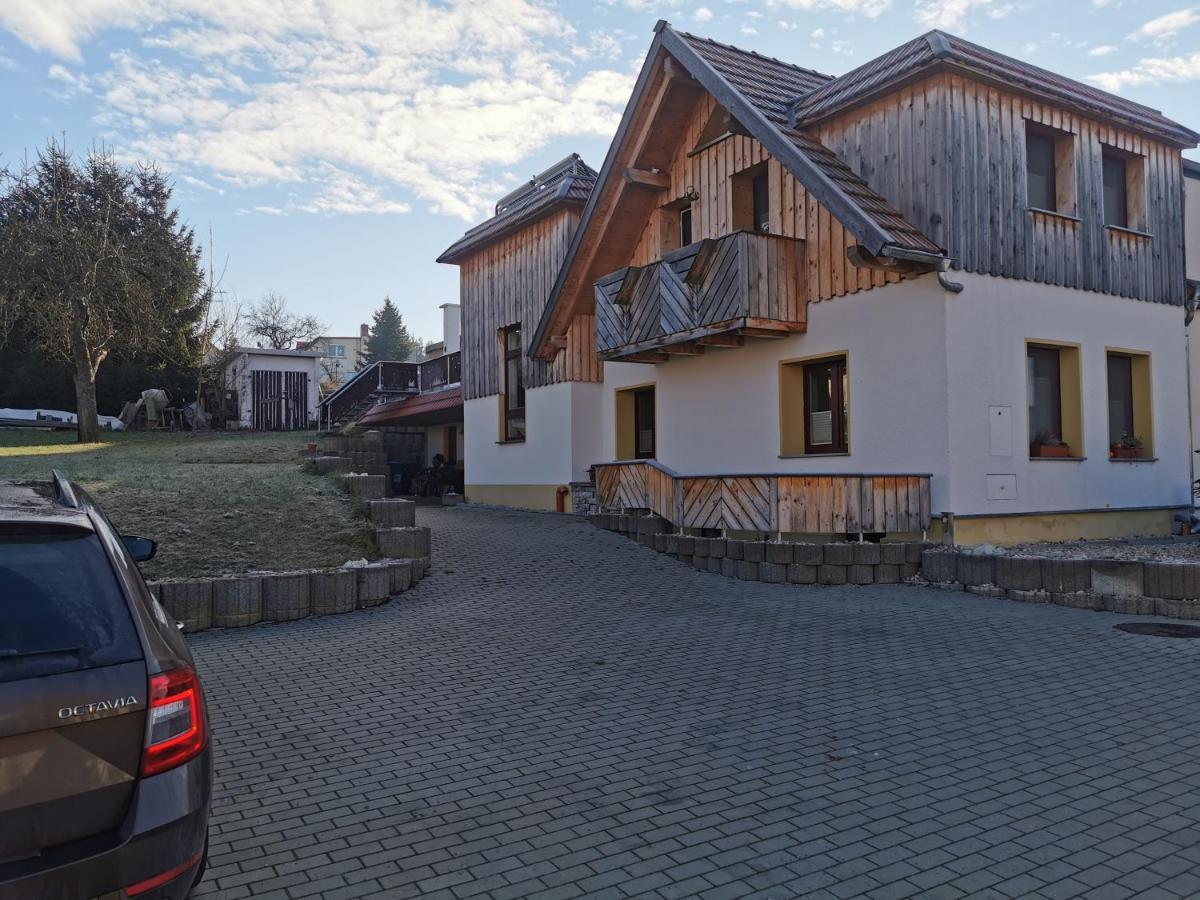 Ferienwohnung Und Pension Guertler Werdau Buitenkant foto